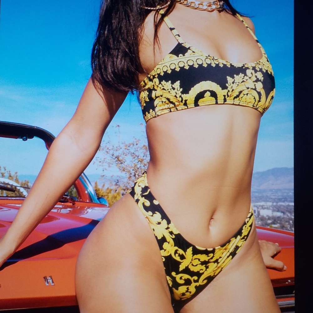 Ruuhee Black/Yellow Bikini Bottoms